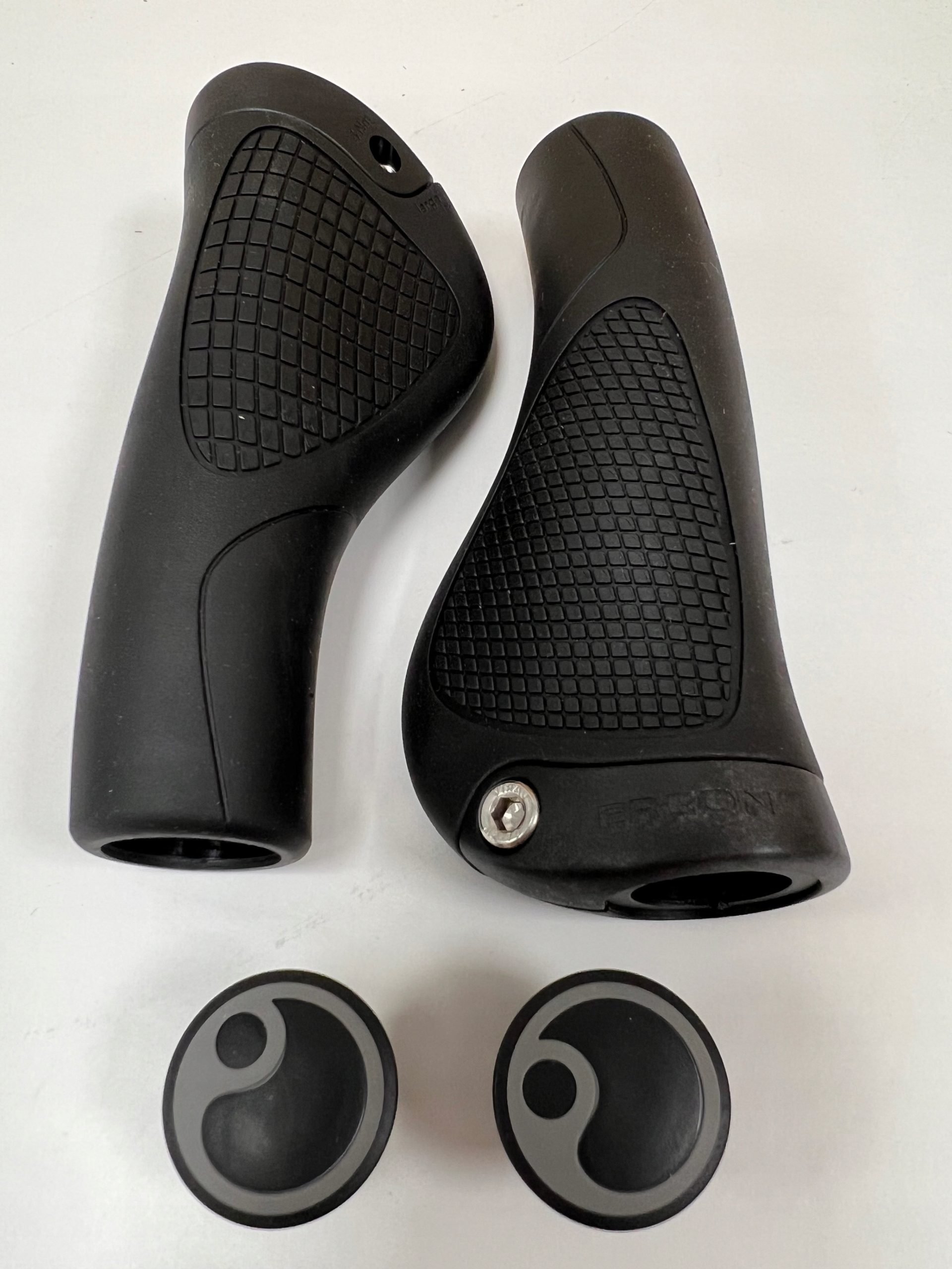 Chwyty Gripy Ergon GP10, rozmiar L, czarne 130 mm - obrazek 2