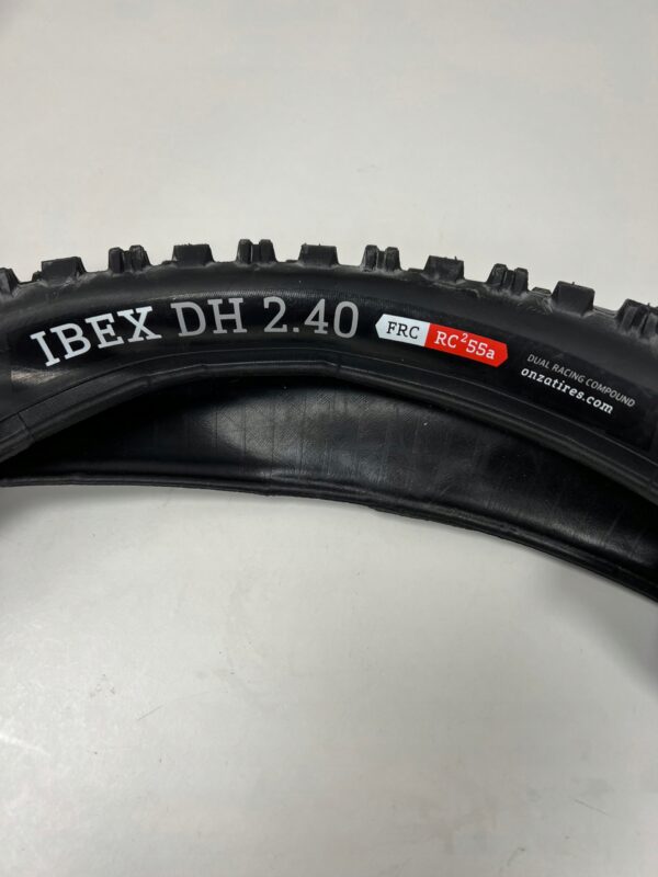 Opona Onza Ibex DH 26x2,40 40x40tpi 55a/45a (61-559) zwijana - obrazek 2