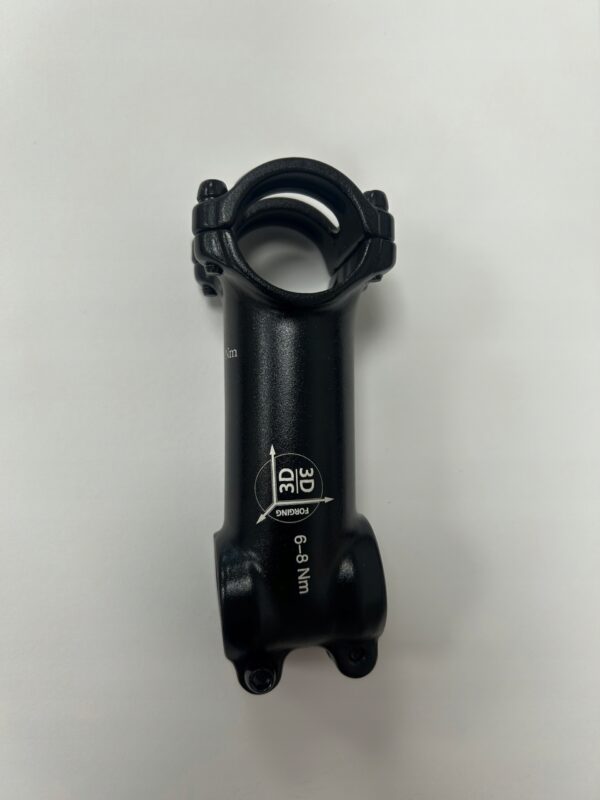 Wspornik kierownicy mostek 3D 90 mm ahead 31,8 mm - obrazek 2