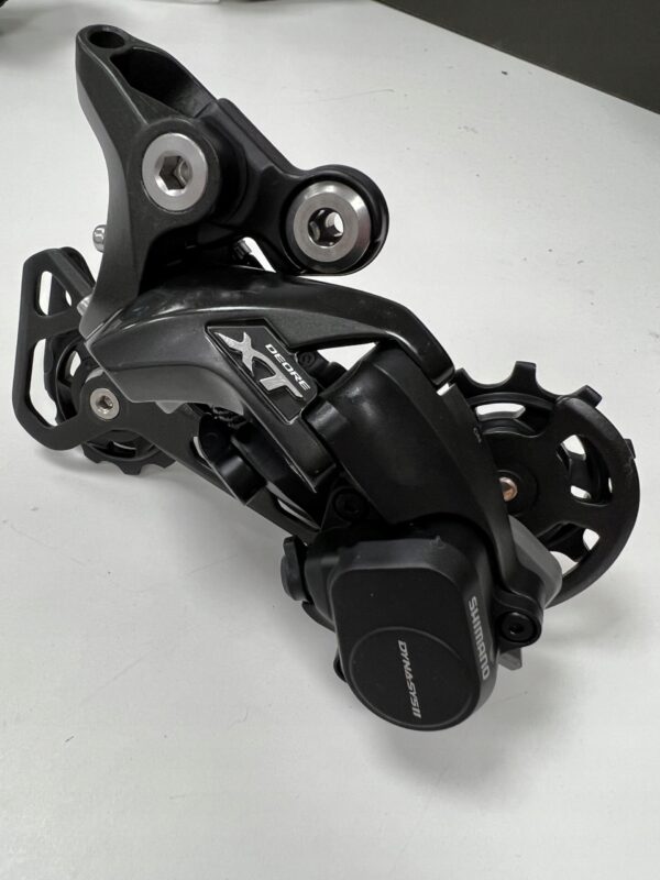 Przerzutka tylna SHIMANO DEORE XT RD-M8000 GS 11 speed czarna - obrazek 3
