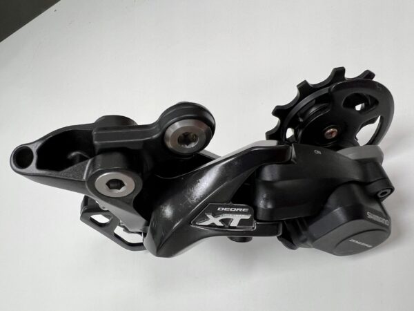 Przerzutka tylna SHIMANO DEORE XT RD-M8000 GS 11 speed czarna - obrazek 2