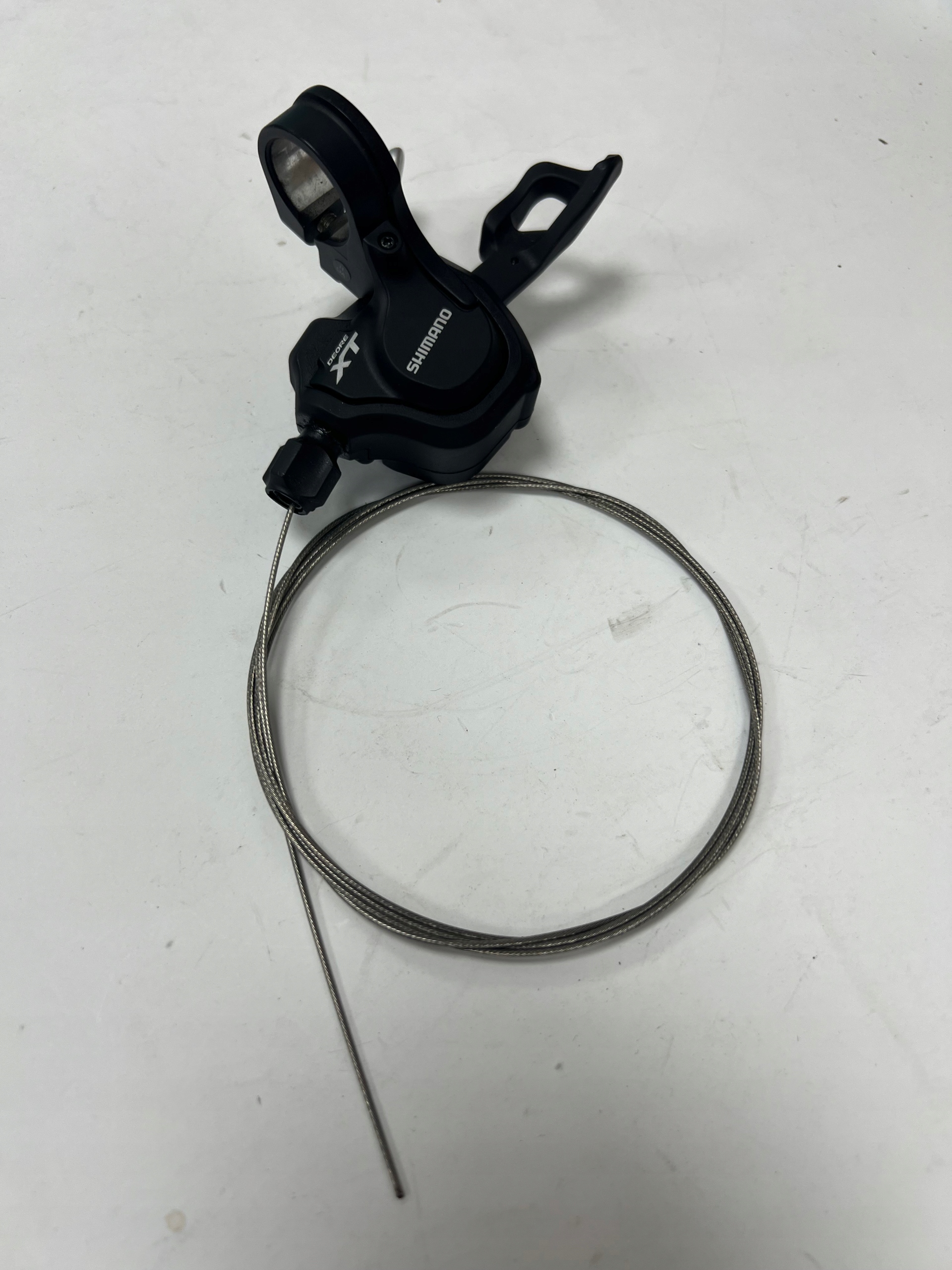 Manetka przednia Shimano Deore XT SL-M780 2/3 rzędowa + linka - obrazek 2