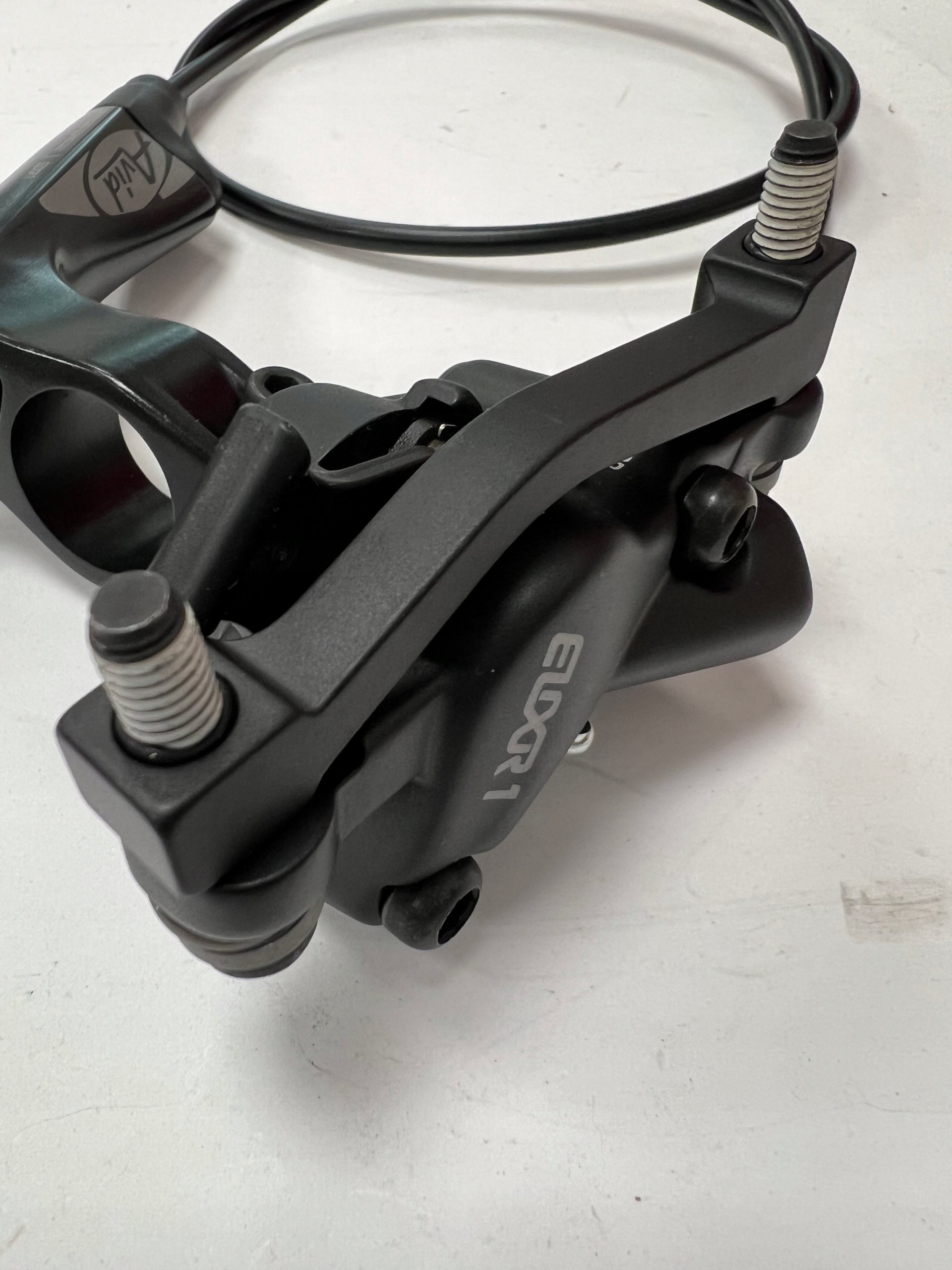 Hamulec tarczowy hydrauliczny Avid Elixir 1 77 cm, przód, czarny, adapter - obrazek 5