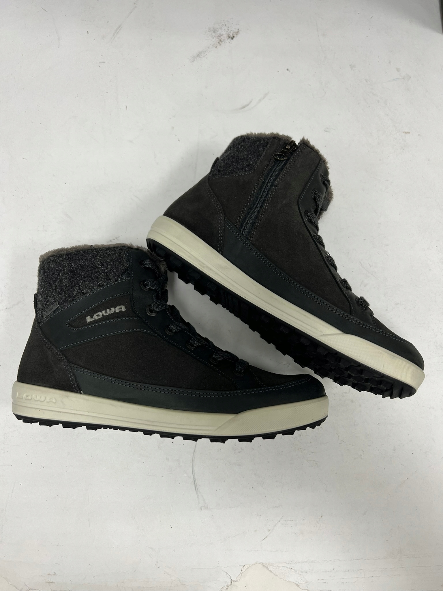 Buty trekkingowe Lowa Casara GTX Ws damskie, r. 38, GORE-TEX ocieplane - obrazek 2