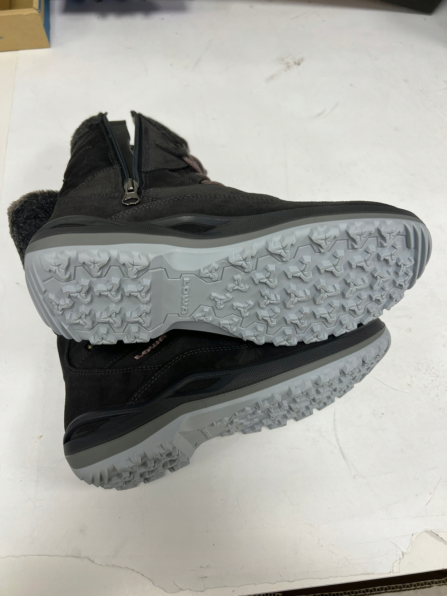 Buty trekkingowe Lowa Barina III GTX Ws damskie, r. 38, GORE-TEX ocieplane - obrazek 5