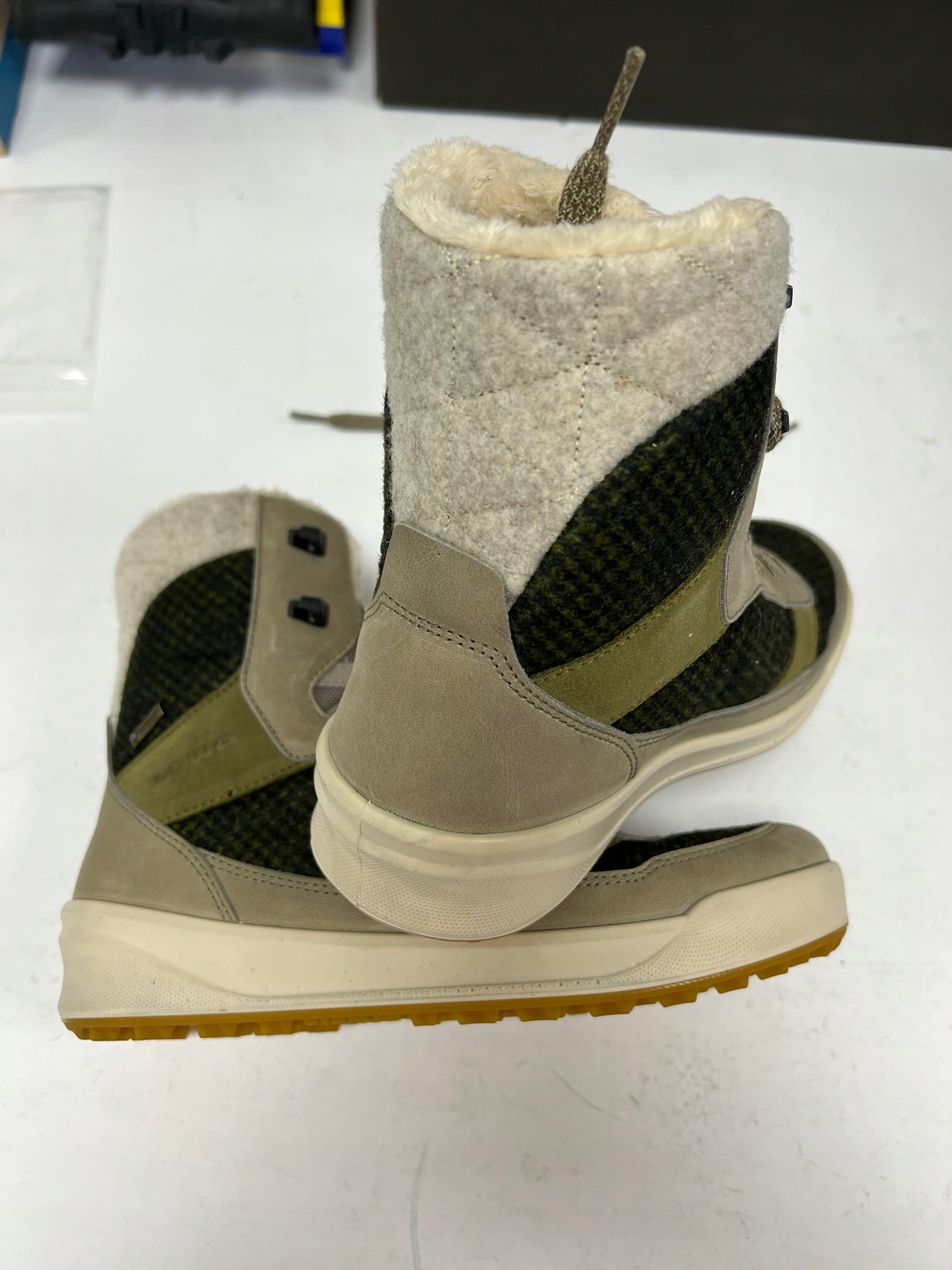 Buty trekkingowe Lowa Saana GTX Ws damskie, r. 38, GORE-TEX ocieplane - obrazek 4