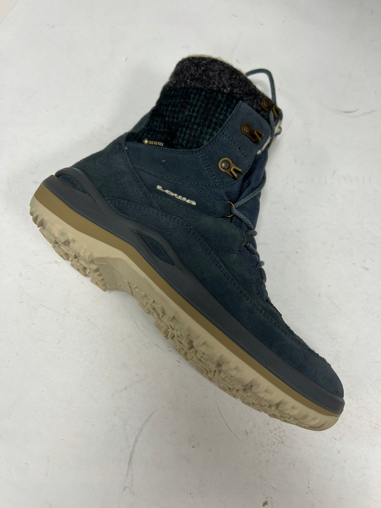 Buty trekkingowe Lowa Calceta III GTX Ws damskie, r. 38, GORE-TEX ocieplane - obrazek 2