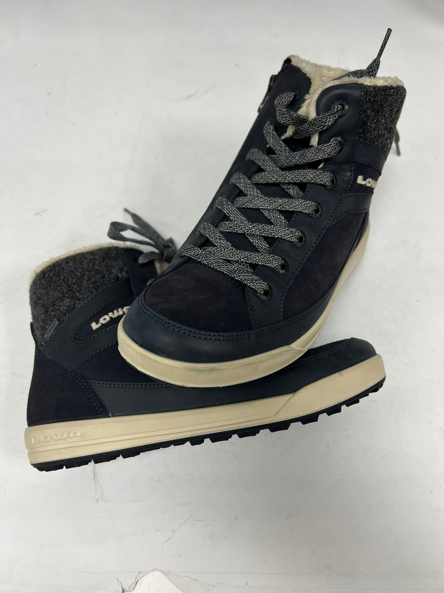 Buty trekkingowe Lowa Casara GTX Ws damskie, r. 38, GORE-TEX ocieplane - obrazek 4