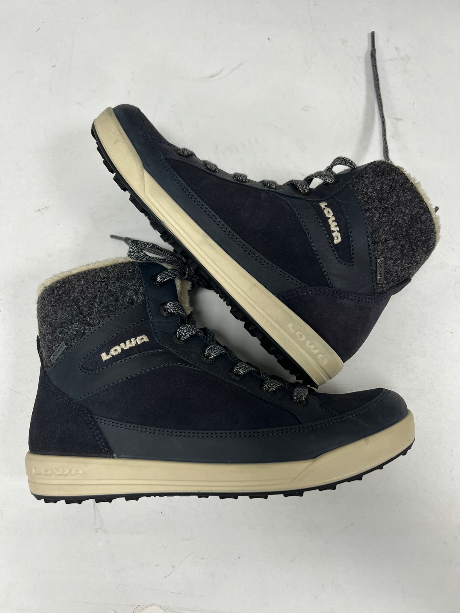 Buty trekkingowe Lowa Casara GTX Ws damskie, r. 38, GORE-TEX ocieplane - obrazek 2