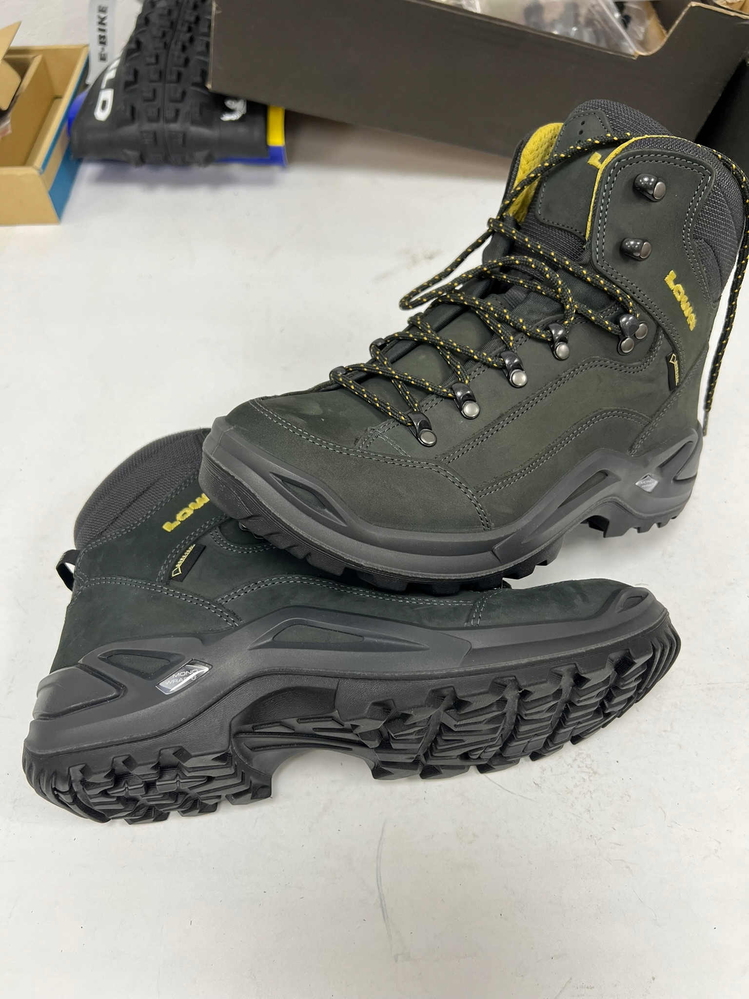 Buty trekkingowe Lowa Renegade GTX MID męskie, rozm 42 GORE-TEX jesień - obrazek 3