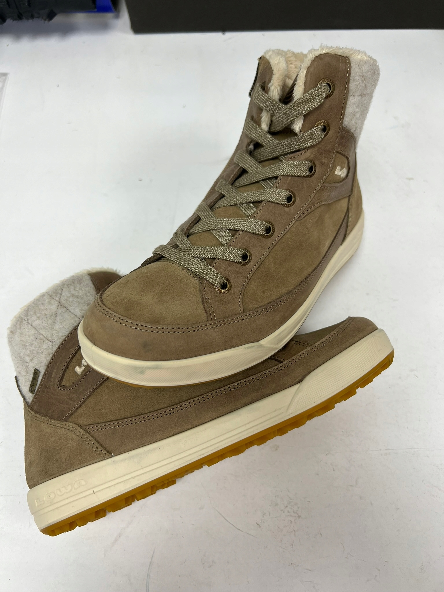 Buty trekkingowe Lowa Casara GTX Ws damskie, r. 38, GORE-TEX ocieplane - obrazek 3