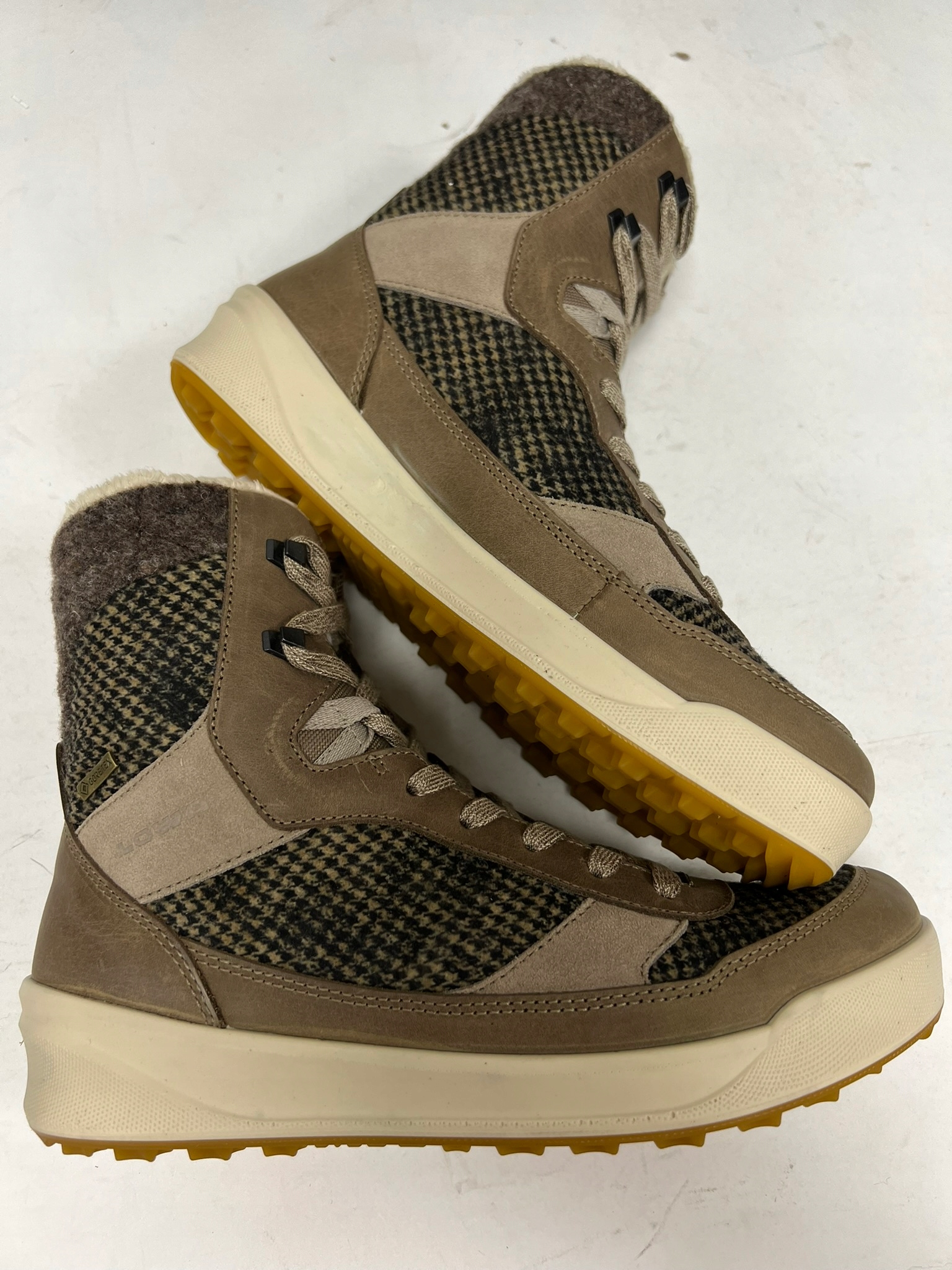 Buty trekkingowe Lowa Saana GTX Ws damskie, r. 38, GORE-TEX ocieplane - obrazek 2