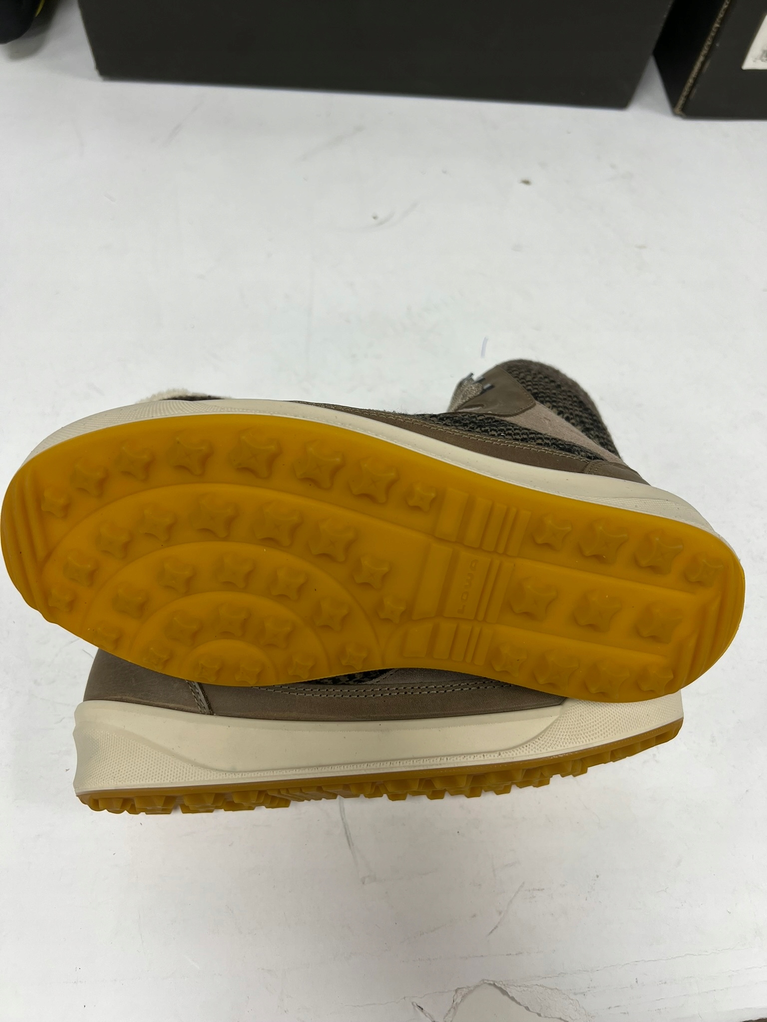 Buty trekkingowe Lowa Saana GTX Ws damskie, r. 38, GORE-TEX ocieplane - obrazek 5