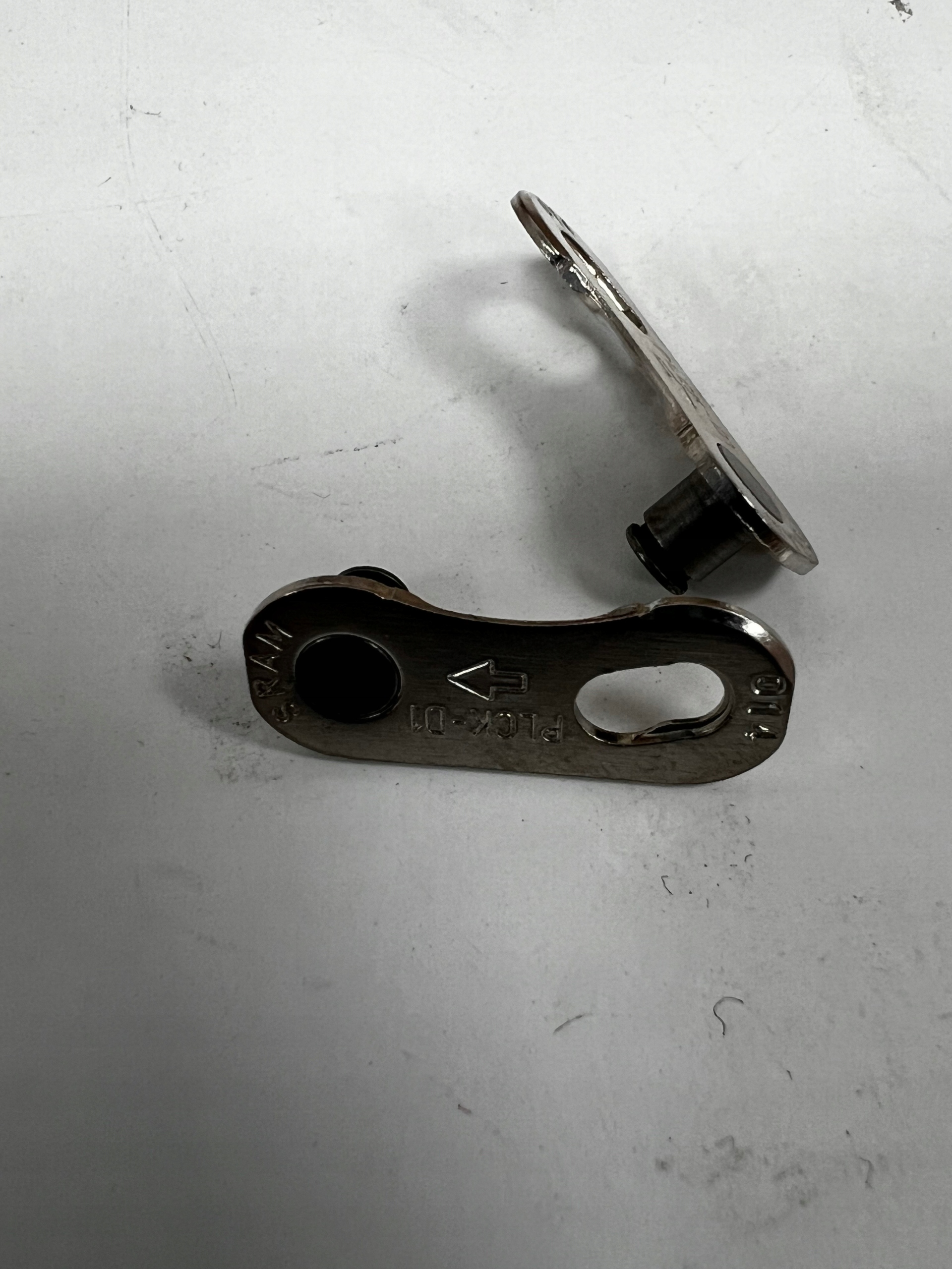 Łańcuch SRAM Red AXS E1 12 rzędowy 122 ogniwa + spinka PowerLock - obrazek 2