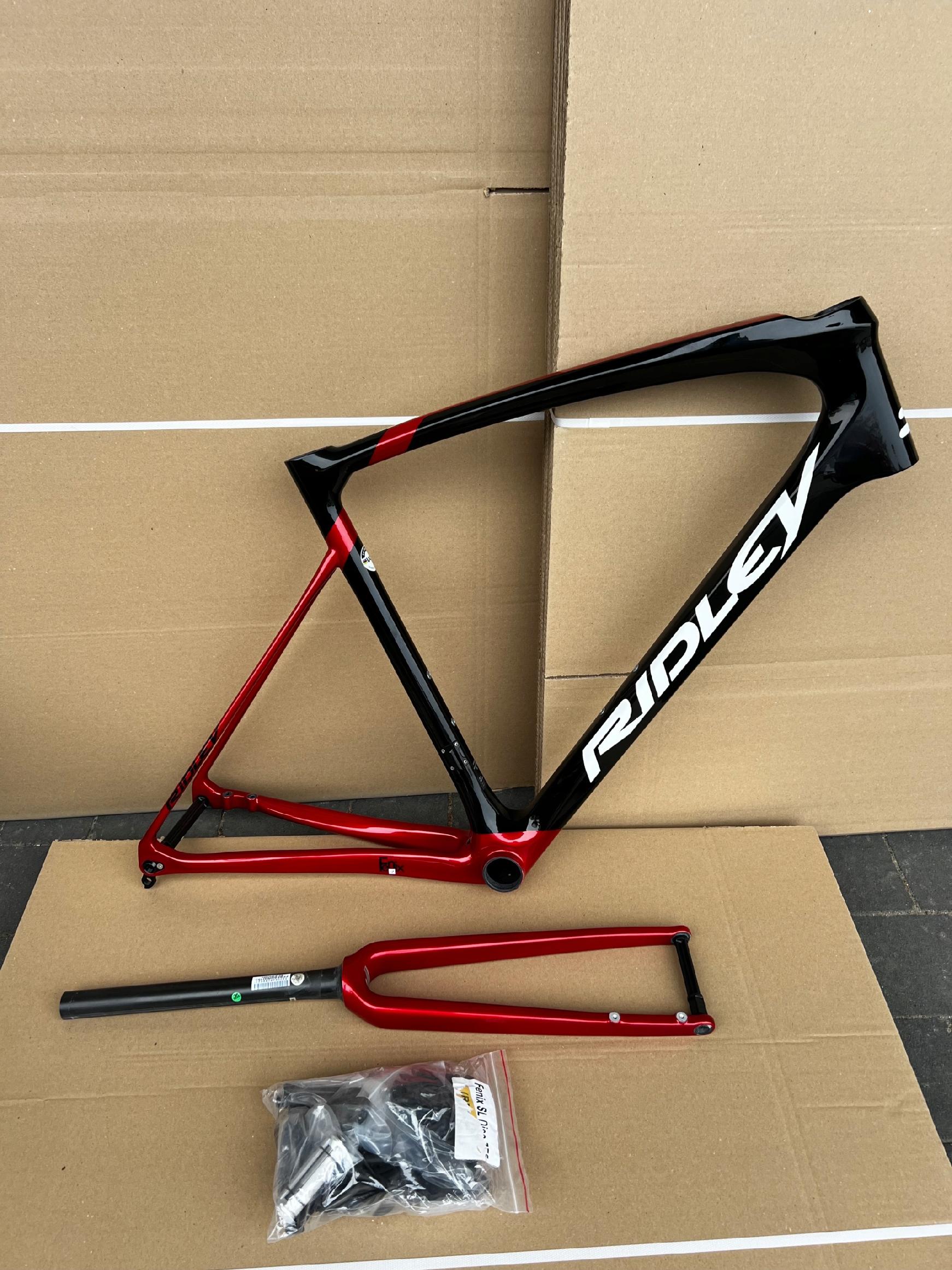 Rama Ridley Fenix SLiC Disc, rozm. M Carbon 565 mm + widelec - obrazek 2