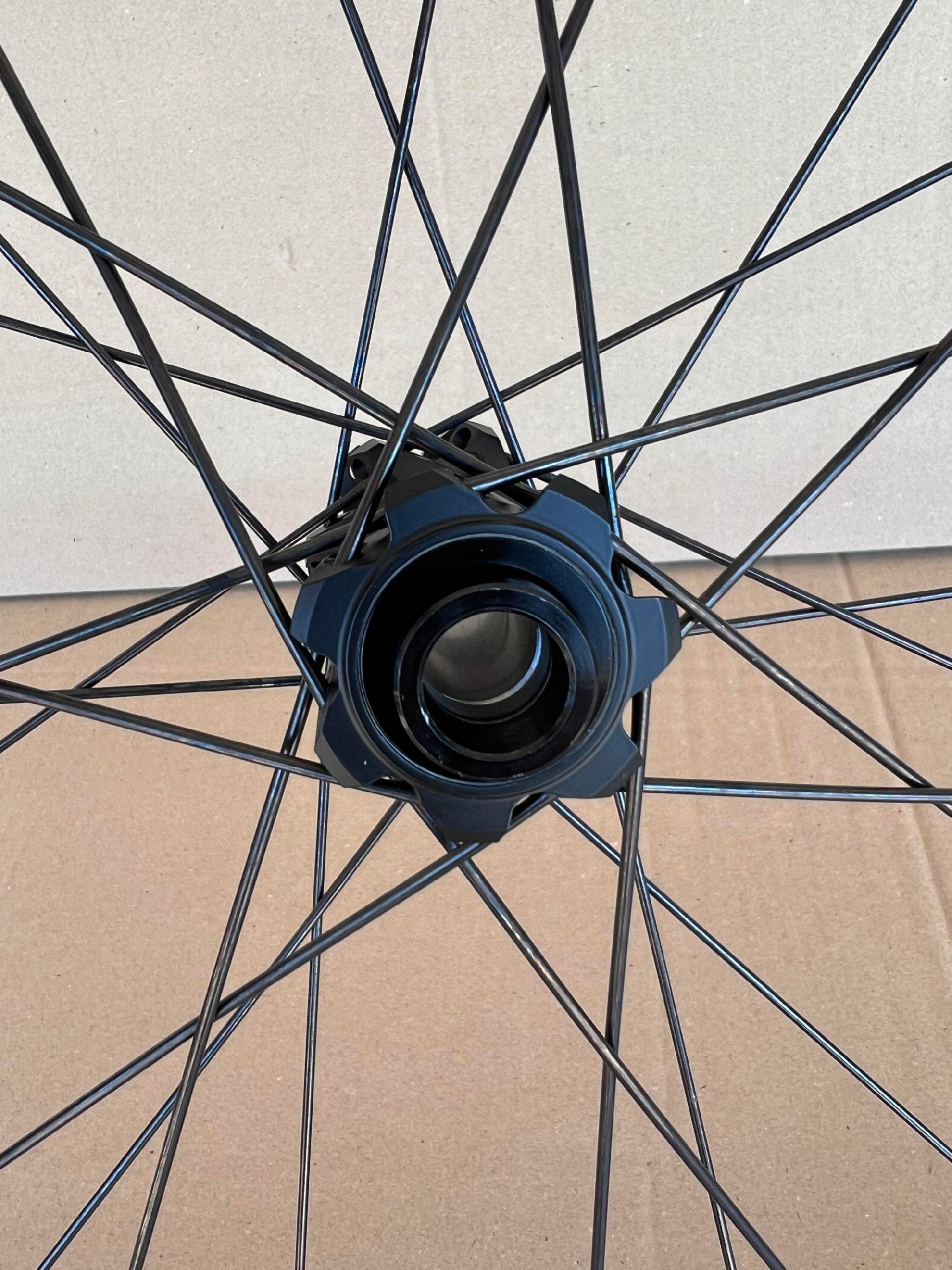 Koło przednie DT Swiss Hybrid H 1900 Spline 27,5